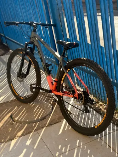 Bike aro 29 comprada a 6 meses na loja com nf-e