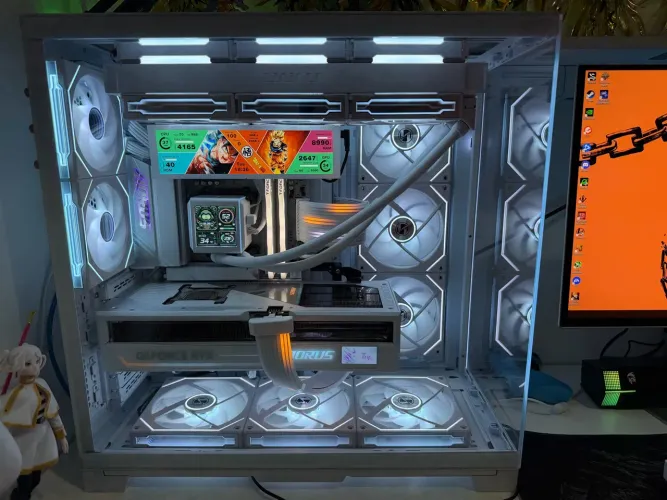 PC GAMER R9 9950x3d/RTX 5060/X870E