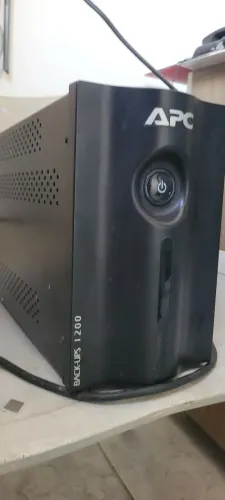 Nobreak APC Back-UPS