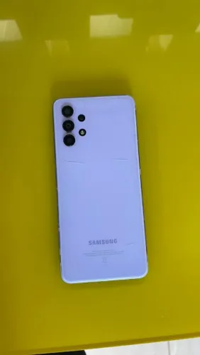 SAMSUNG GALAXY A32, ACOMPANHA CAPINHA E CARREGADOR