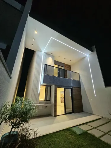 Casa Duplex em rua privativa com espaço de convivência no Eusébio!