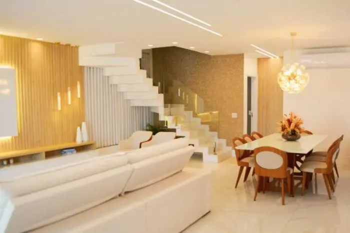Casa em Condomínio à Venda - 4 Dormitórios (2 Suítes) - Vargem Grande (Riviera del Sol) -