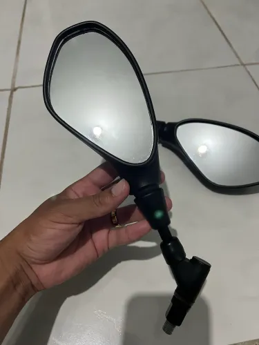Retrovisor F800 ARTICULADO (ROSCA HONDA)