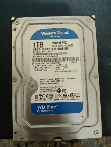 HD: Western Digital 1TB Sata 6GB/s