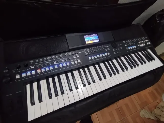 TECLADO MUSICAL
