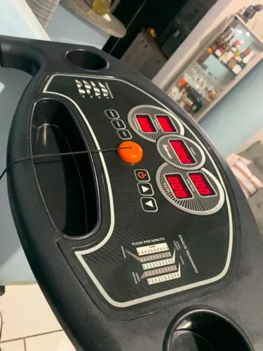 VENDO ESTEIRA ERGOMÉTRICA NITRO - R$ 900
