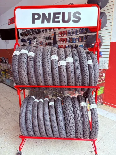 Expositor de pneus maki