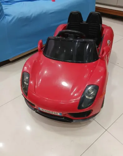 Carinho elétrico