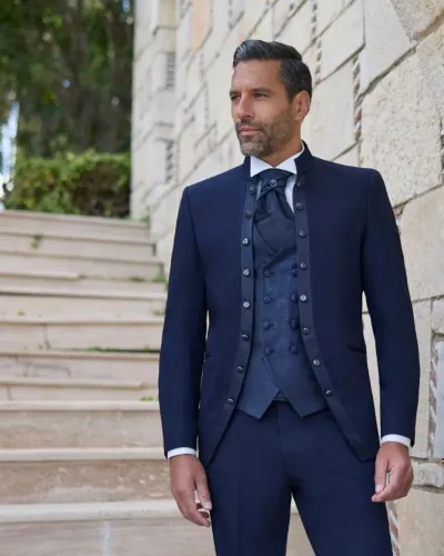 Vaga vendedor(a) loja de Trajes
