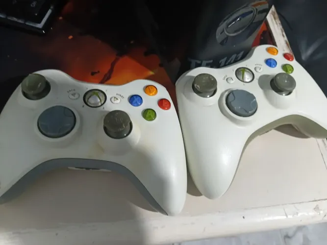 Vendo xbox 360 fat leia a descrição
