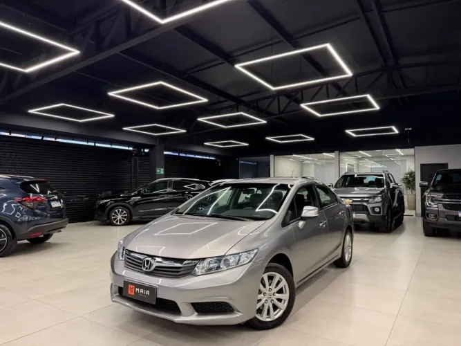 Honda Civic Sedan LXS 1.8/1.8 Flex 16V Aut. 4P 2015