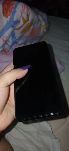 Samsung s10e