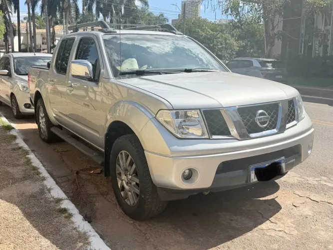 Nissan Frontier LE CD 4X4 2.5 TB Diesel Aut. 2012