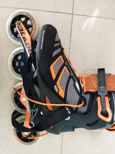 Patins rollerblad 