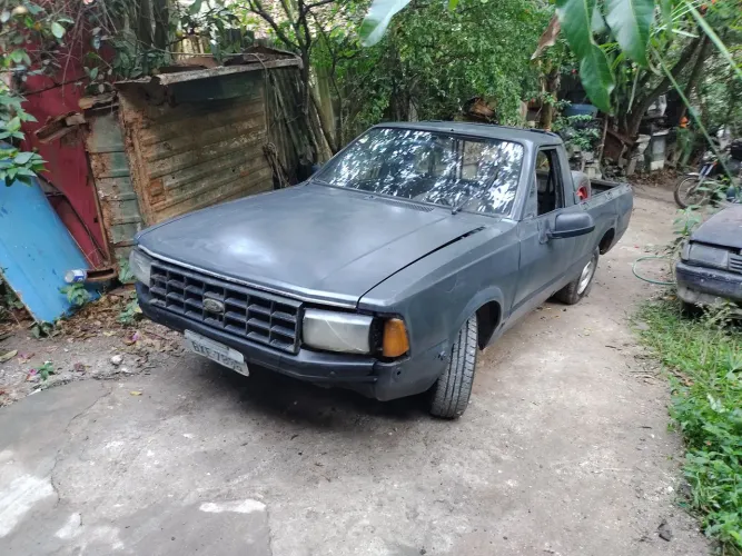 Ford Pampa GL 1.6/ 1.8 (álcool) 1987