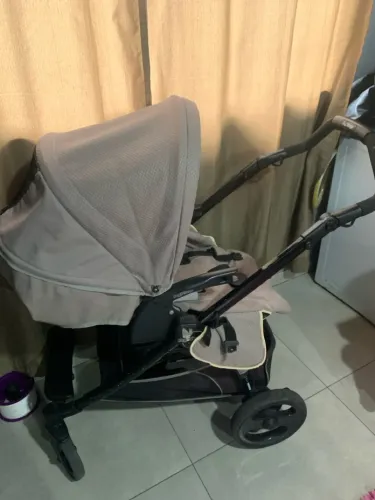 Carinho de bebê tipo Moisés
