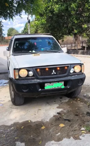 Mitsubishi L200 GL 2.5 4X4 CD Diesel 2006
