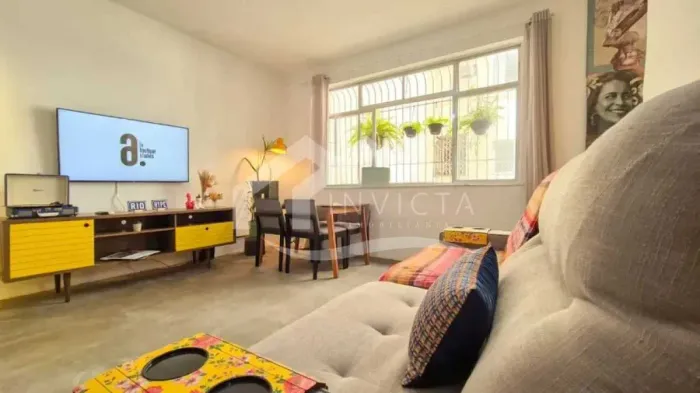 Venha conhecer esse excelente duplex de 2 quartos em Copacabana muito bem localizado próxi