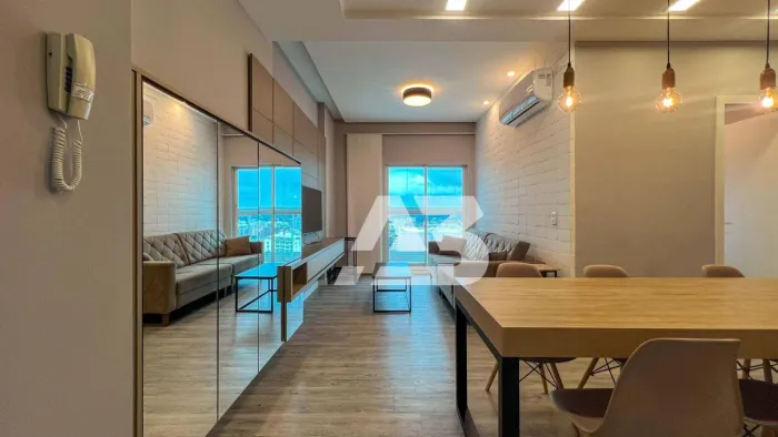 Apartamento com 2 dormitórios para alugar, 59 m² por R$ 6.090,00/mês - Batel - Curitiba/PR