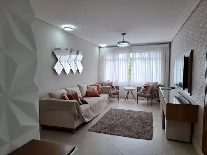 Lindo Apartamento Vila Adyana - Avenida Nove de Julho - 129m² - 3 Quartos sendo 1 suíte