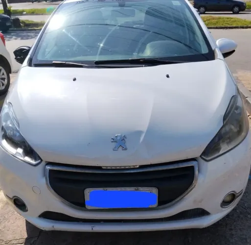 Peugeot 208 Griffe 1.6 Flex 16V 5P Mec. 2014