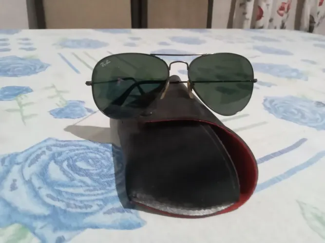 Óculos Ray-Ban modelo Aviador