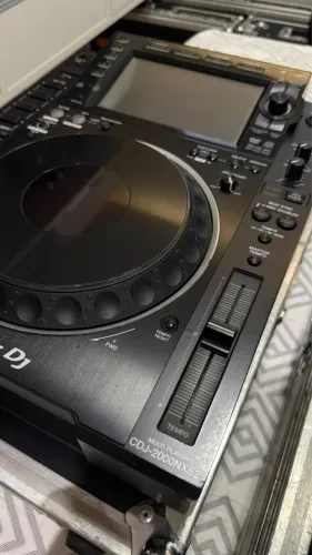 CDJS 2000 Nexus 2