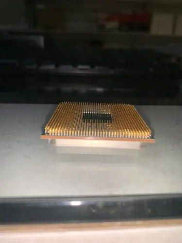 AMD Ryzen 7 3700X