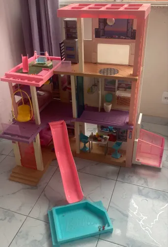 Casa da Barbie Dreamhouse