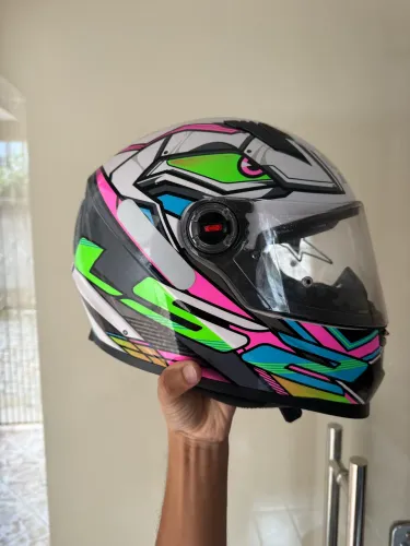Capacete LS2 tamanho 58