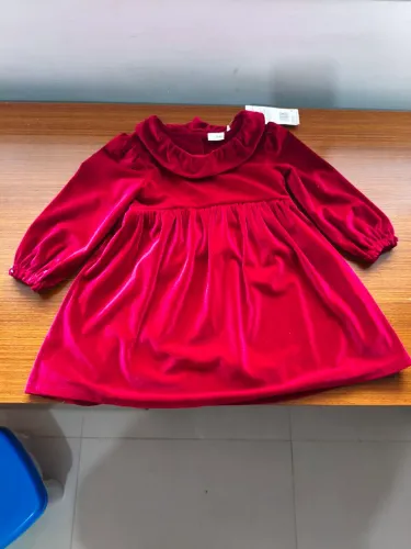 Vestido infantil de veludo NOVO importado