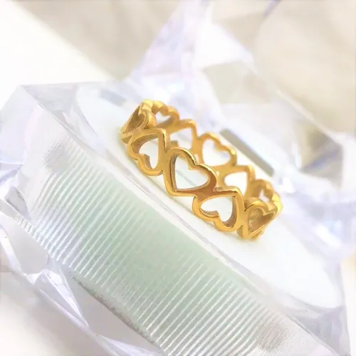 Anel Coroa Feminino Dourado Com Corações Vazado em Aço Inox Pronta Entrega (Somos Loja)