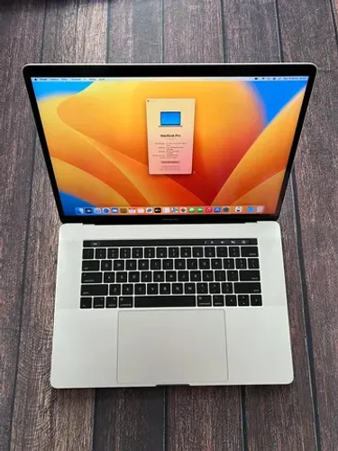 MacBook Pro 32GB i7 512SSD - 16 Polegadas