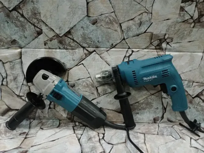Furadeira de Impacto M0801B 500w + Esmerilhadeira Angular M0901B 600w
