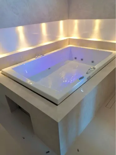 Banheira de hidromassagem (Instalação e manutenção)