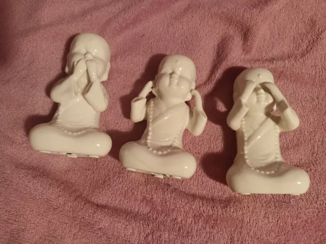 Três Estatuetas de Budas - Decoração Zen