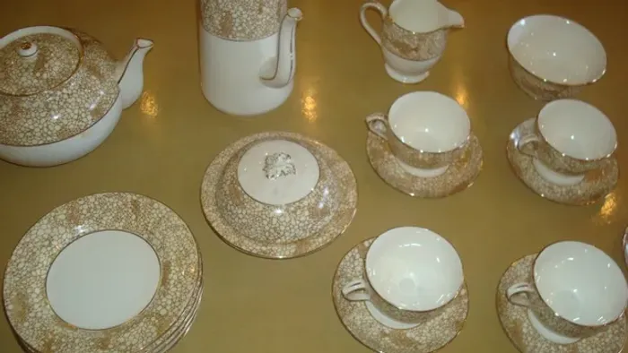 Conjunto bege Made in yoshino  china impecavel , Oportunidade .