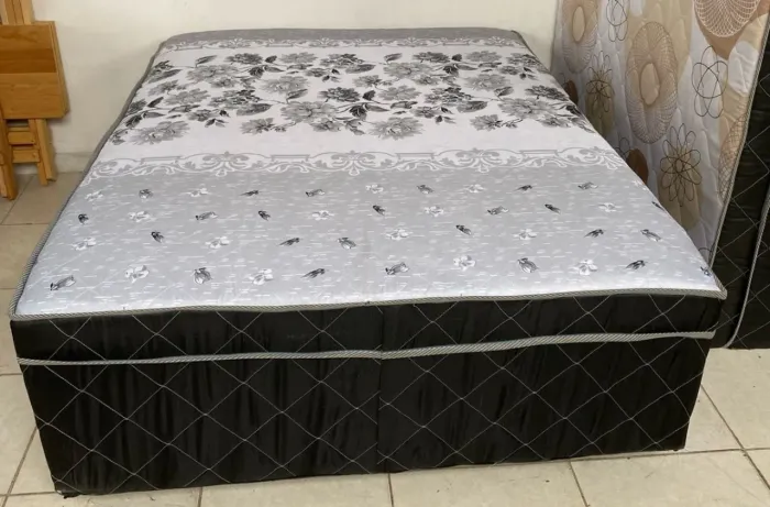 Cama Box casal nova a pronta entrega