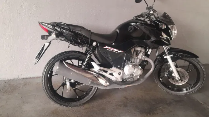 Troco moto por montana 