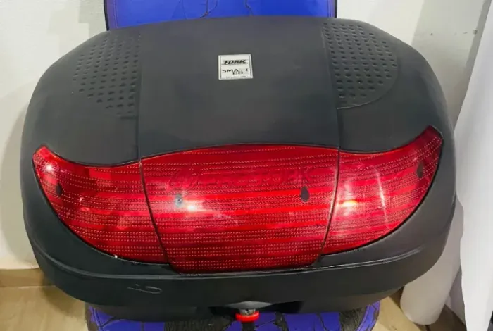 Bau Moto (bauleto) Prótork / Bem conservado 