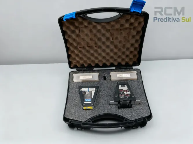 Alinhador de polias a laser