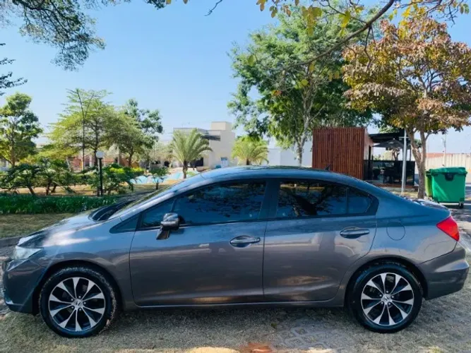 Honda Civic Sedan LXR 2.0 Flexone 16V Aut. 4P 2016