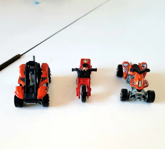 Hot Wheels, três miniaturas de veículos Hot Wheels,originais antigos