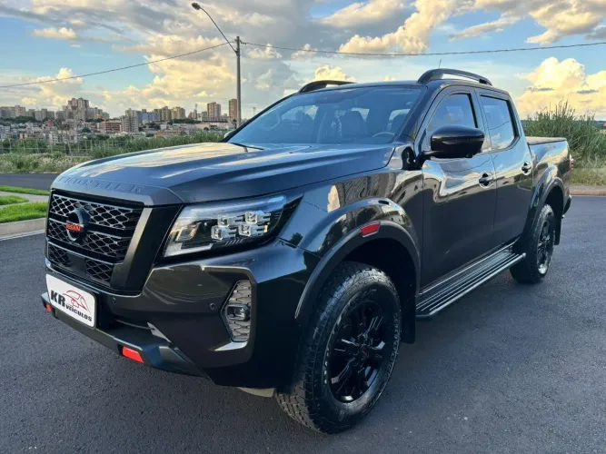 Nissan Frontier Pro4x CD 4X4 2.3 Bi-TB Die. AUT 2023