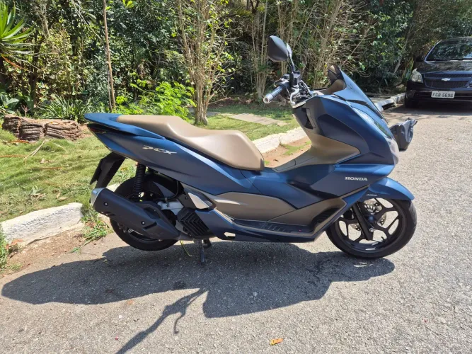 Honda PCX 160 DLX azul 2023
