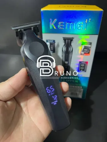 Máquina de cortar cabelo Kemei com display digital