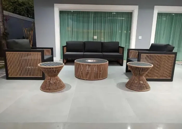 SOFÁ DE LUXO EXTERNO