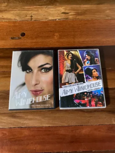 Amy Winehouse - Lote c/ 2 DVDS