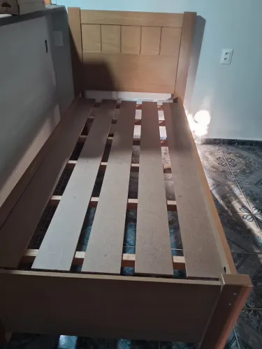 Cama de solteiro