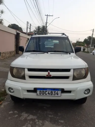 Mitsubishi Pajero IO SE 1.8 16V Aut. 2001